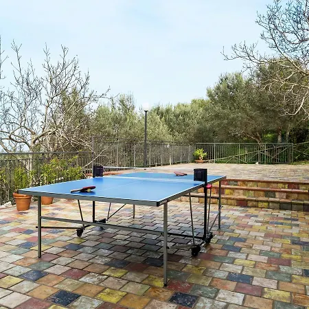 Elegant Holiday In San Fratello With Private Pool 펜션