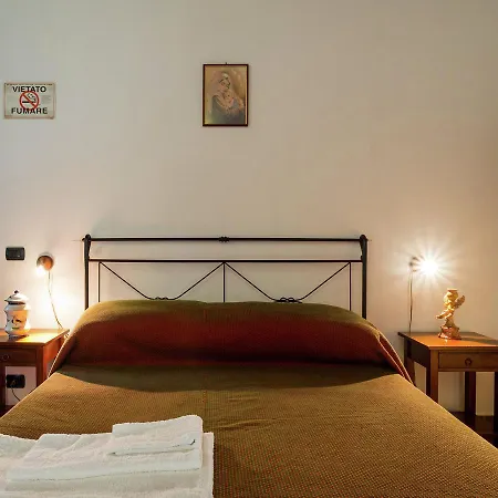 펜션 Elegant Holiday In San Fratello With Private Pool